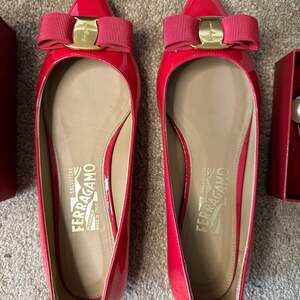 Salvatore Ferragamo Varina Patent Leather Bow Ballet Flats in Rosso Red